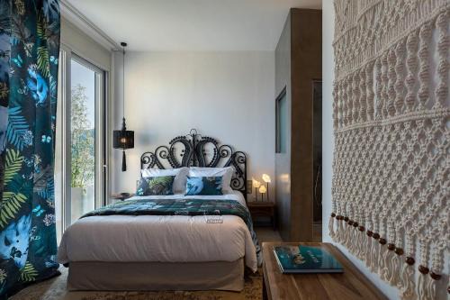 Super Luxury Skiathos Villa Five-Bedroom Villa Private Infinity Pool