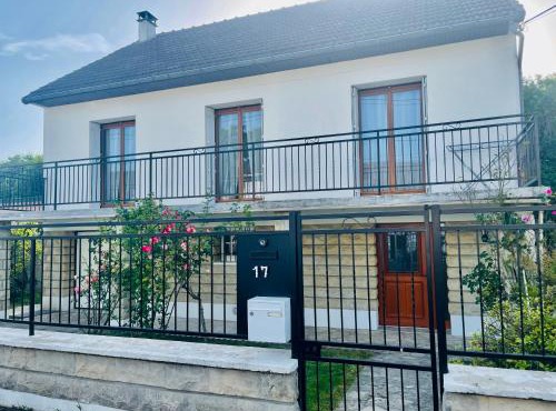 Super maison entre paris et Disney
