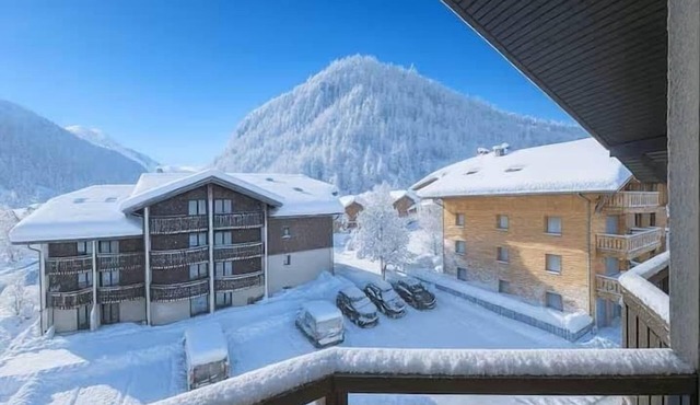 Super studio 4 pers avec balcon et vue montagne
