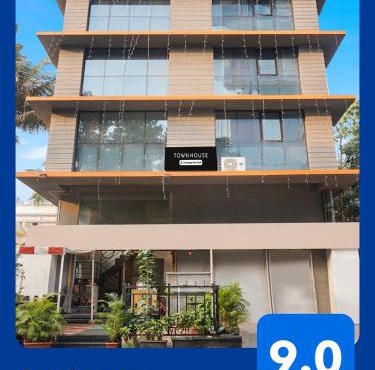 Super Townhouse Hadapsar Formerly Savali Inn