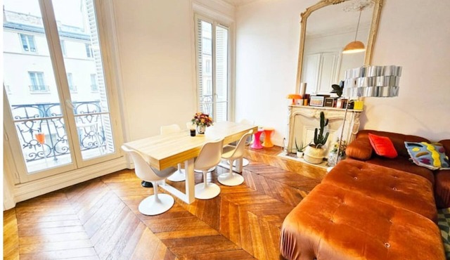 Superb 100m2 Haussmann apartment in the heart of Paris