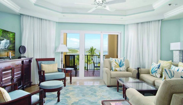 Superb 2-bedroom hotel suites with WiFi, fitness room in lovely St Thomas