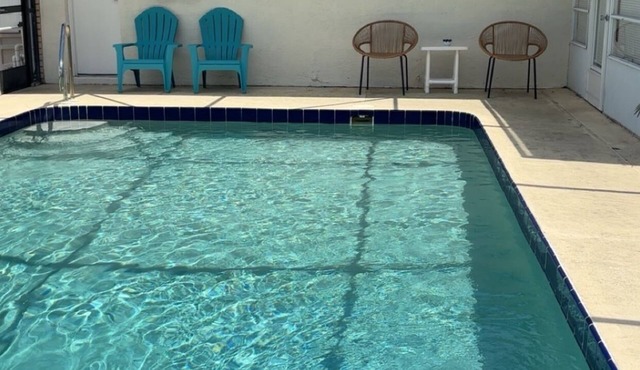 Superb 3-bedroom POOL home with central AC in charming Edgewater