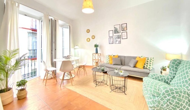 SuperB Apartment in downtown of Sevilla, Parking optional
