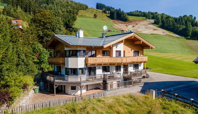 Superb apartment on the slopes with terrace