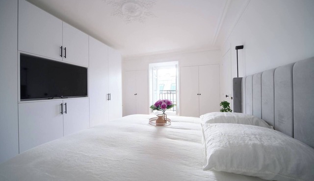 Superb Apt-Passy-Mobility Lease