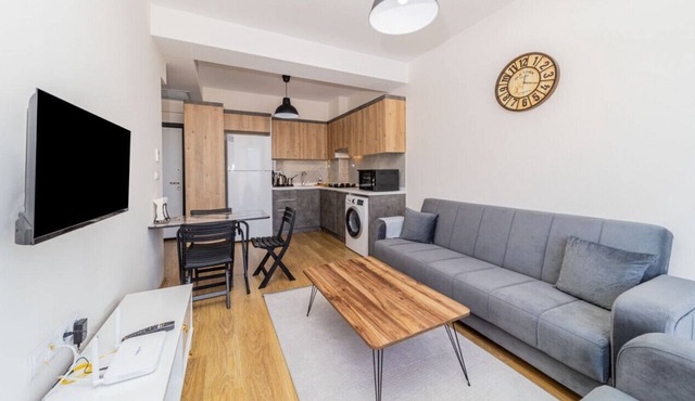 Superb Flat with Shared Pool in Kepez