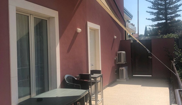 Superb seaside villa on the Capomulini bay.