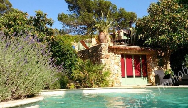 Superb sheepfold in 💖 forest pool Lake Waterfall River 5 minutes walk