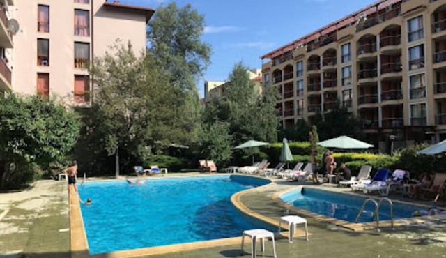 Superb Spacious 3-bedroom apartment with AC in Central Sunny Beach