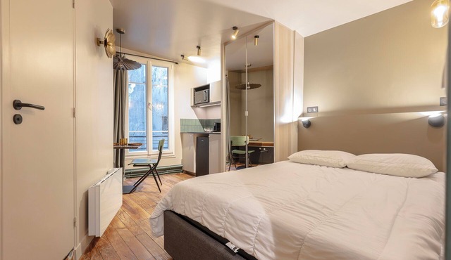 Superb studio in the heart of Montmartre