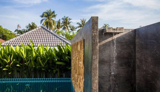 SUPERB TWO BEDROOM VILLA WITH POOL 9M