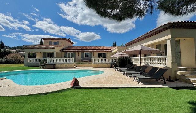 Superb villa with swimming pool in the Gulf of Saint-Tropez!