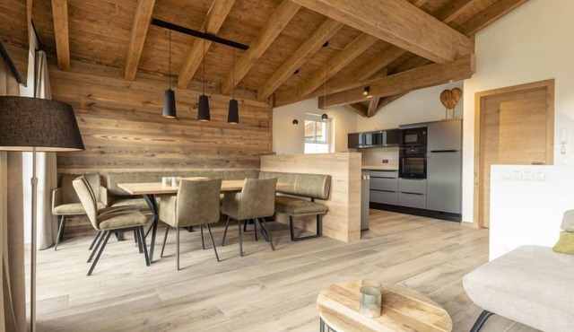 Superior # 2A mit Sauna by Interhome