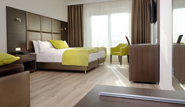 Superior double room with shower and WC