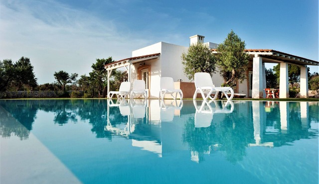 Superior pool villa w/huge garden