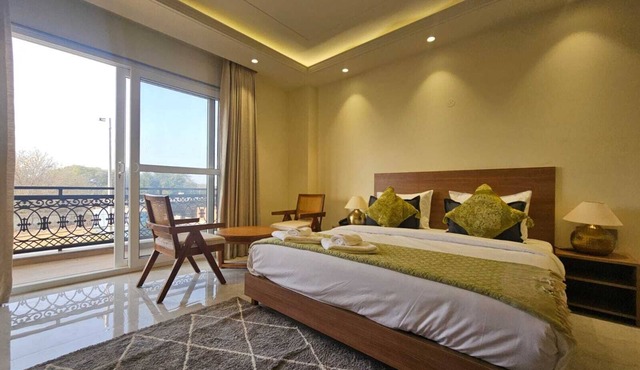 Superior Studio with Balcony & Kitchenette