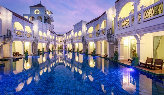 Supicha pool access hotel