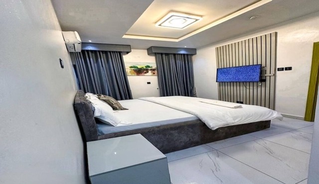 Supreme Apartments