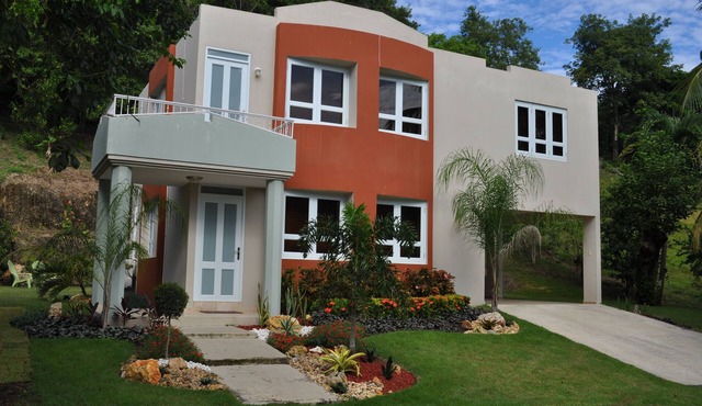 Surfing Privacy and Relaxation! Wi-Fi, full A/C!