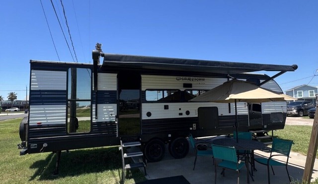 Surfside Beach Oasis: RV Retreat 318 Thunder Rd, Freeport, TX 77541