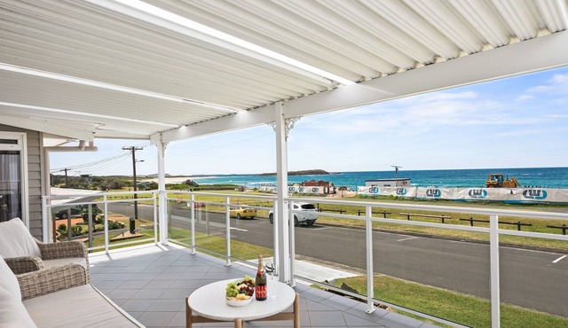 Surfside Solace - 5 bedroom family home with stunning views of Ocean