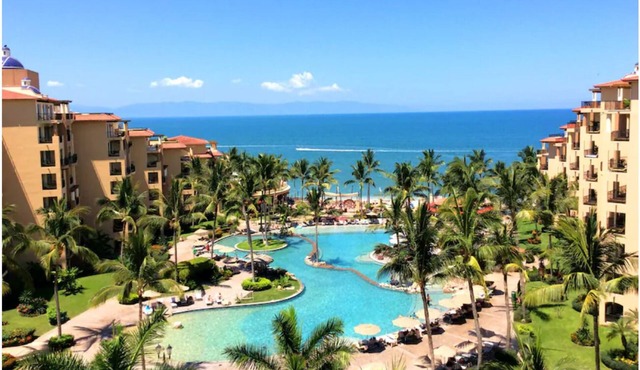 Surrender to Sunsets, Surf, and Sophistication at Villa Del Palmar Flamingos