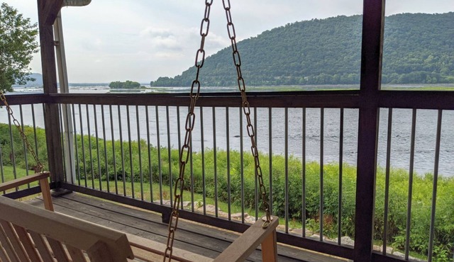 Susquehanna River Front luxury home