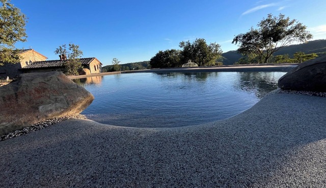 Sustainable, Chianti Villa: Private Pool, Breathtaking Views & 2.5-Acre Garden,