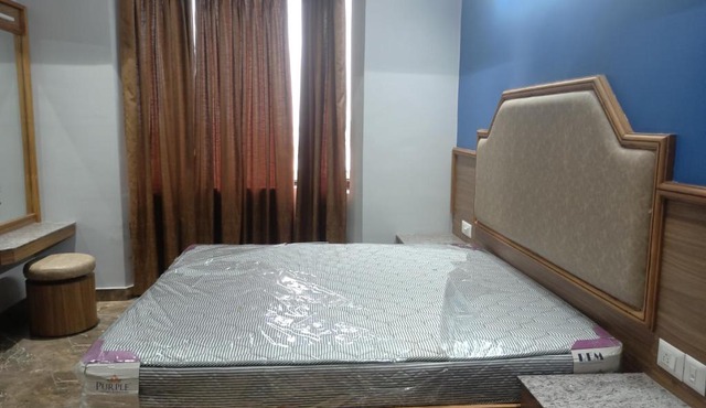 SVK LODGING AND BOARDING