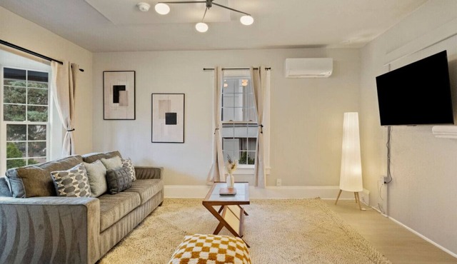 Sweet 4BR Steps from UW | Prime Location @Seattle