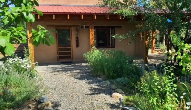 Sweet Seco Casita is a classic Taos Adobe Home