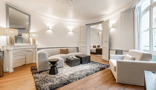 Sweett | Opera 31 - Two Bedroom Apartment, Sleeps 5