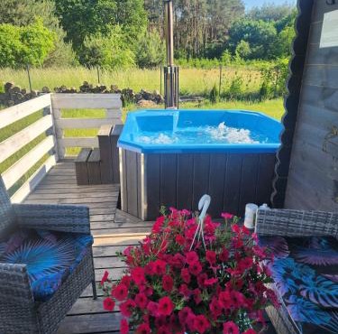 Szary Domek 2 jacuzzi sauna kominek klimatyzacja jezioro basen