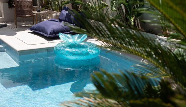 T-One Luxury Pool House
