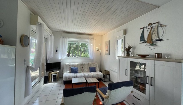 T3 Duplex with Pool, Terrace, and Tennis in Soustons