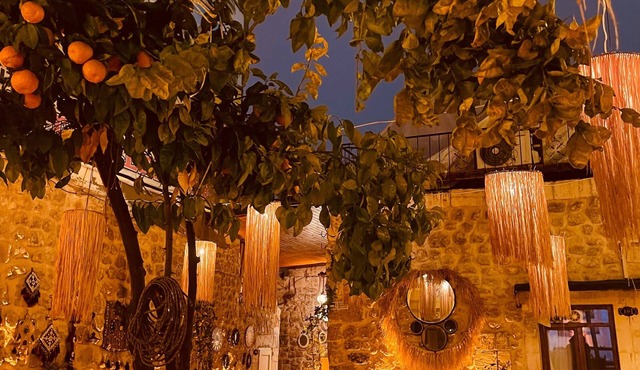 Taştepeler Konak