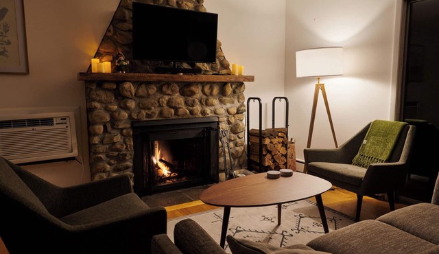 Taconic Hideaway – Swimming, BBQ Pit, Hiking