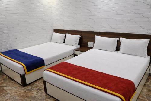 TAIBA HOTEL - Mirza Ghalib Street