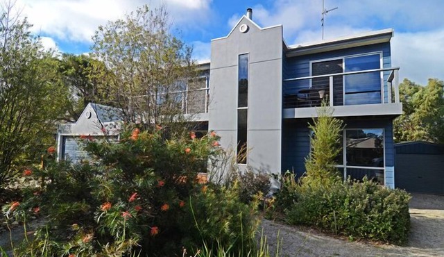 Take a Winter Break - dog friendly, fire & private heated outdoor spa