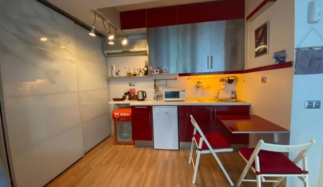 Taksim cosy studio for 4 people