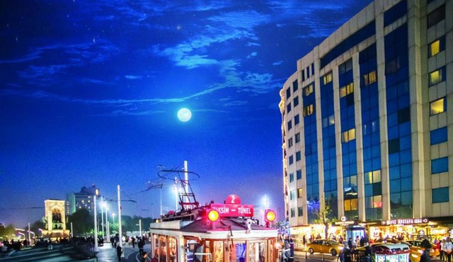 Taksim Square Hotel
