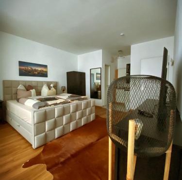 Talgarten Studio 8