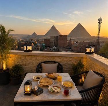 Talia pyramids inn