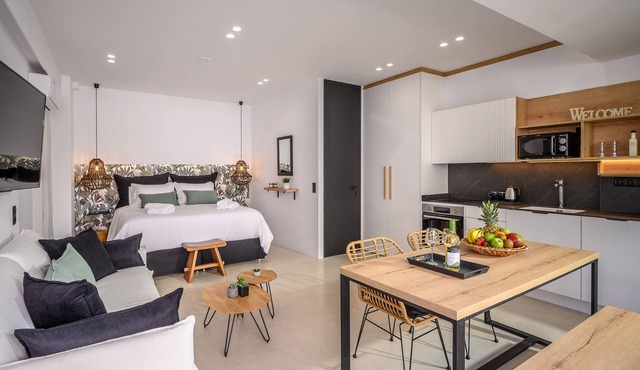 Talise I Luxury Suites