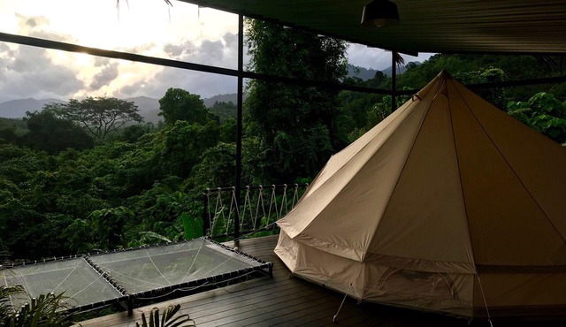 Tanoshi Glamping in Khao Sok