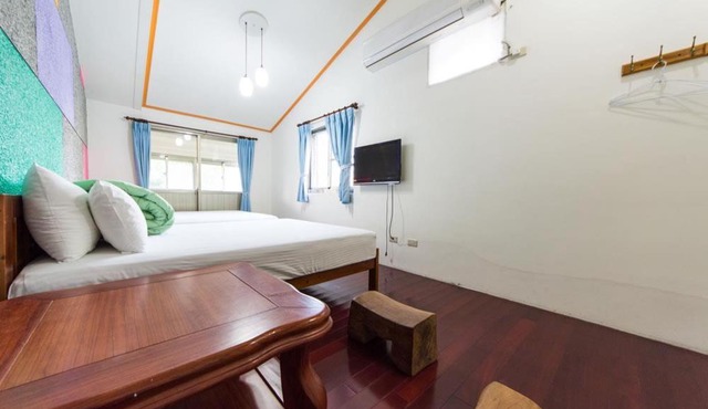 Tap Bed & Breakfast