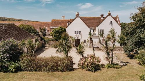 Tapnell Manor At Tapnell Farm