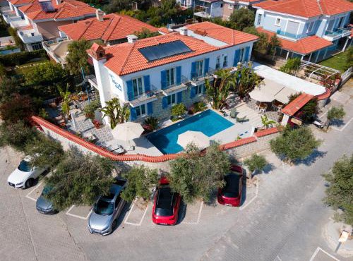 Tarçın Alaçatı Otel