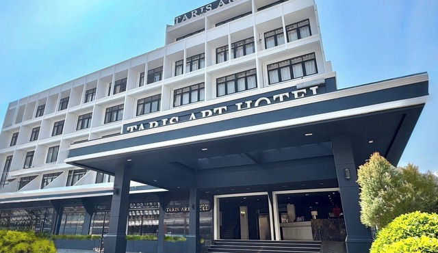 Taris Art Hotel Phrae